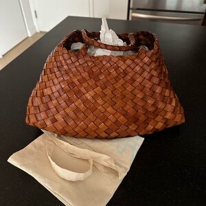 Dragon Diffusion Santa Croc Small Tan